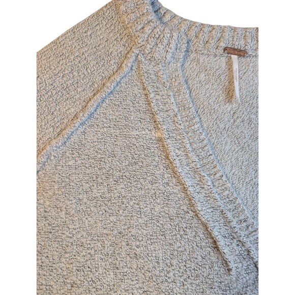 Free People Urban Outfitters Light Gray Bell Sleeve V-Neck Sweater SP - Picture 6 of 10